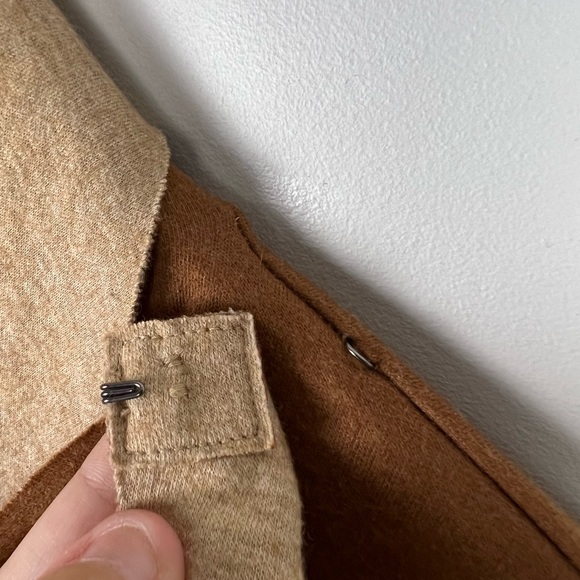 SABA Women’s Wool Rich Blend Cardigan Jacket Tan Cream Felt Long Sleeve Size L - Picture 8 of 14